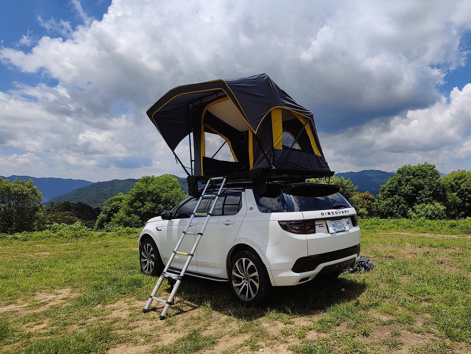 2 People Aluminum Soft shell Car Roof Top Tent MOT - T1000 - MARVELOUS OUTDOOR